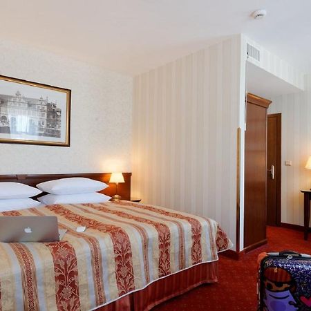 Hotel Wolne Miasto Old Town غدانسك المظهر الخارجي الصورة
