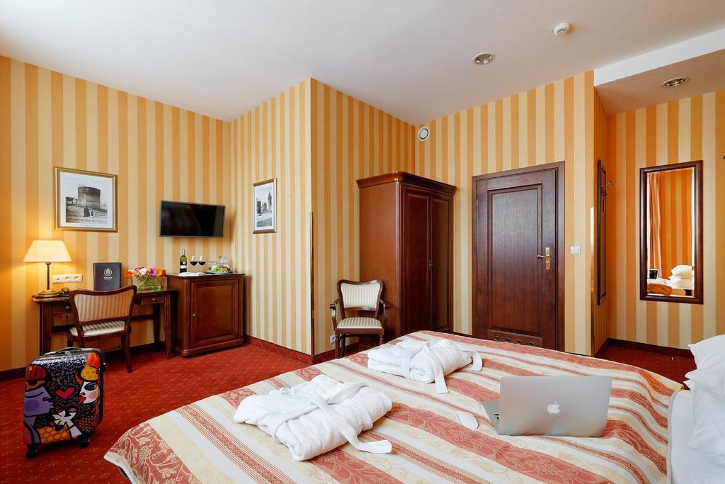 Hotel Wolne Miasto Old Town غدانسك المظهر الخارجي الصورة