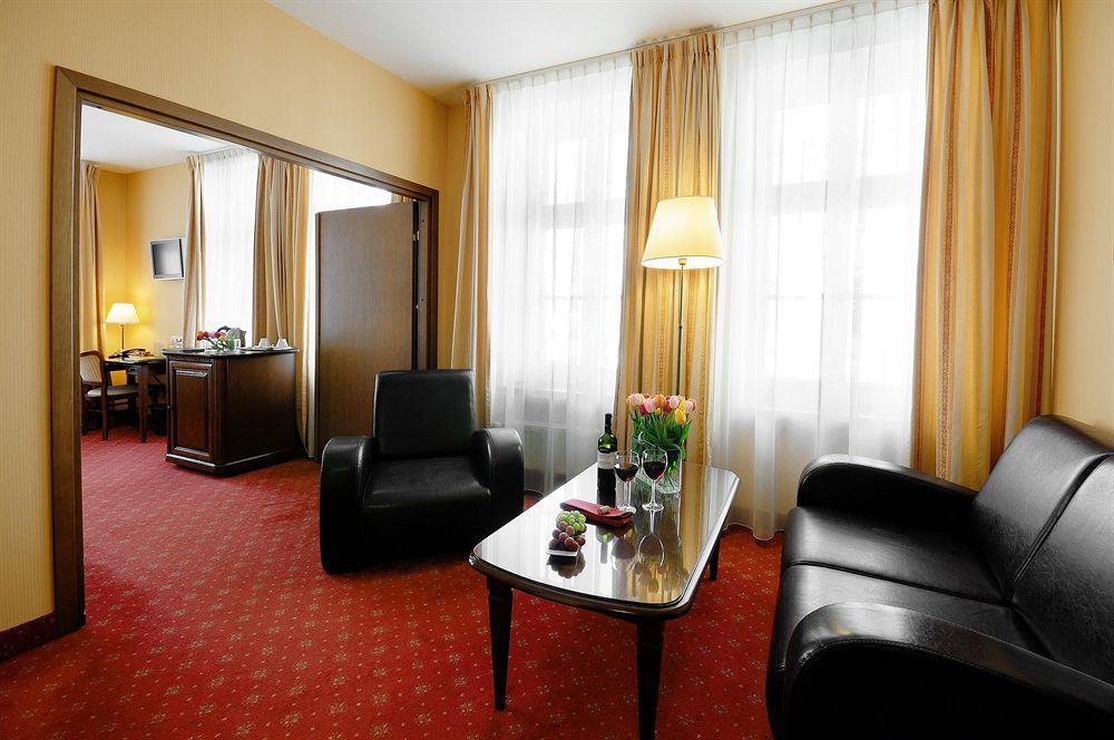 Hotel Wolne Miasto Old Town غدانسك المظهر الخارجي الصورة